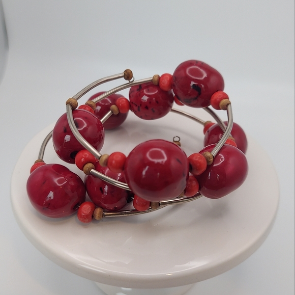 Vintage Large Cherry Beads Wired Bracelet. Stylish & Chic, a wonderful addition! - Picture 2 of 6